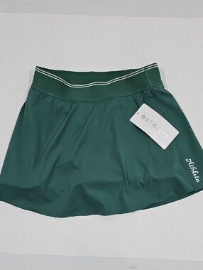 #25.   Athleta Dark Green Athletic Skort with Contrast Waistband